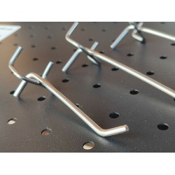 Гачок хромований в перфорацію L150мм.d4мм. крок 30мм